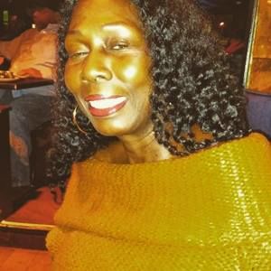 Meet your Posher, Gloria glo